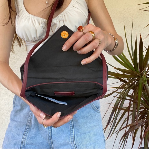 envelope crossbody purse (crosslist on depop) - Picture 3 of 4